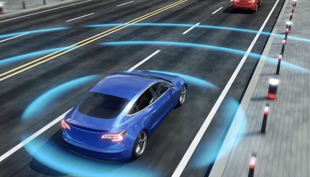 Self-Driving Electric Car Lane Changing and Overtaking